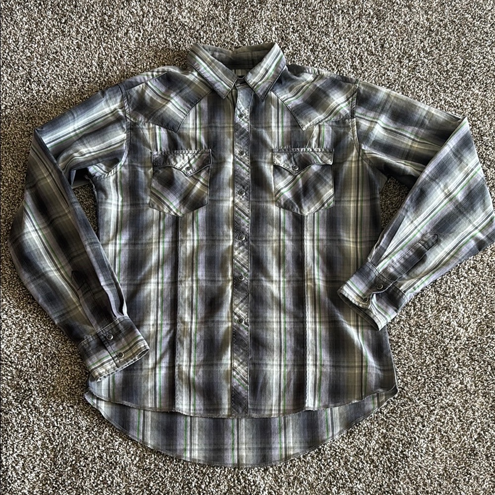 Wrangler Gray Casual Button Down Shirt Classic Western Style